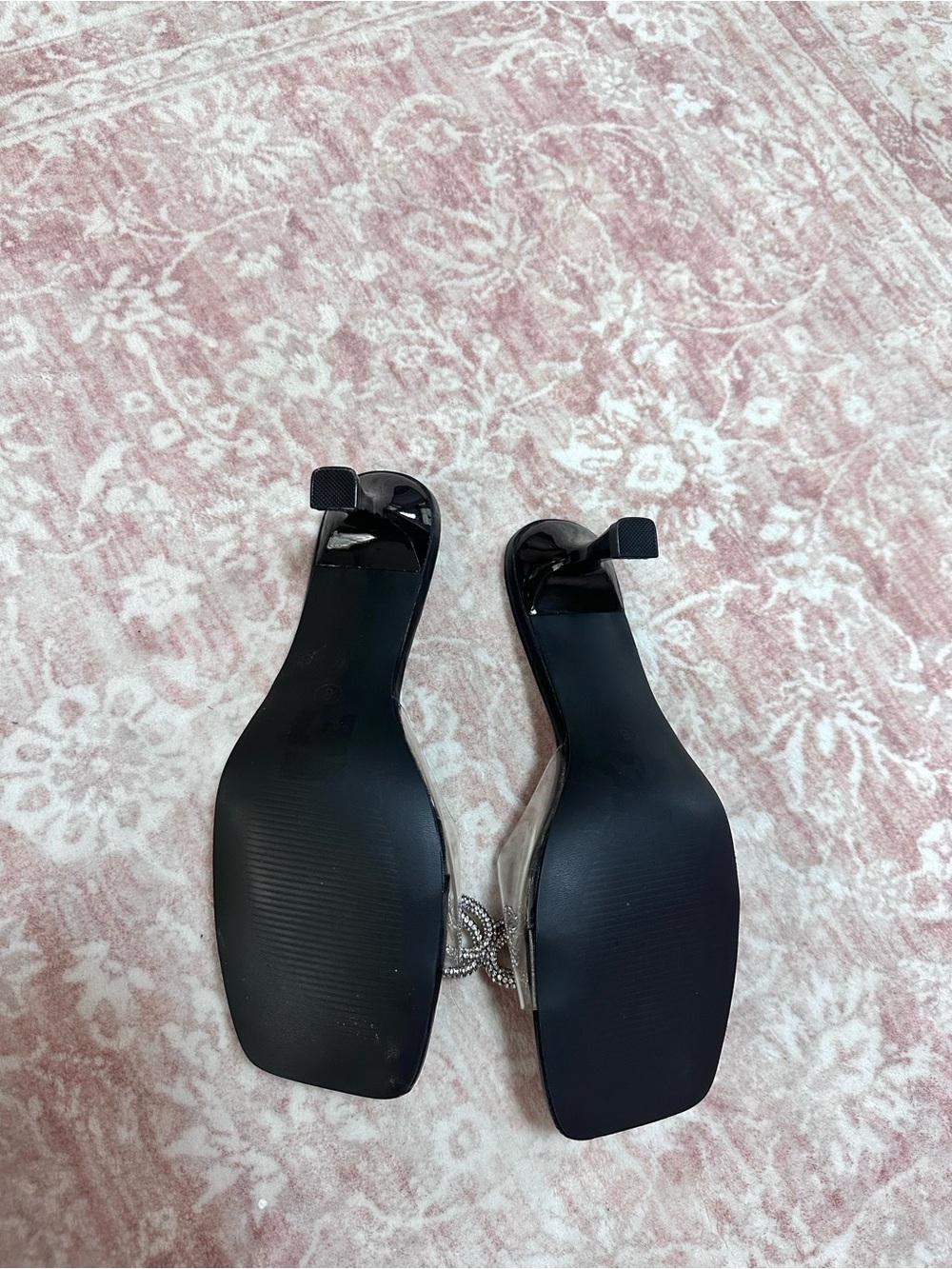 NEW 🖤 Y2K Crystal Bow Clear Strap Slip On Heels - Picture 4 of 9